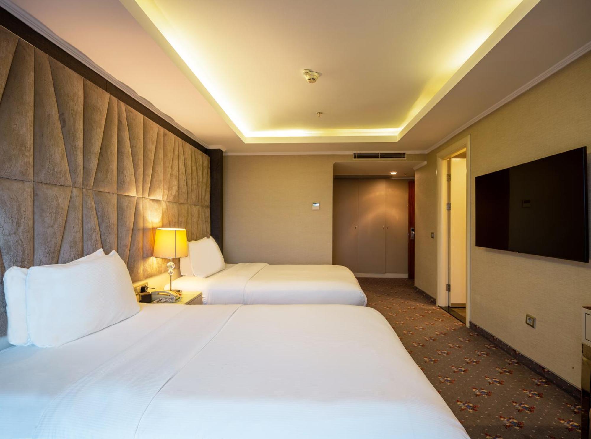 Doubletree By Hilton Izmir - Alsancak Hotell Eksteriør bilde