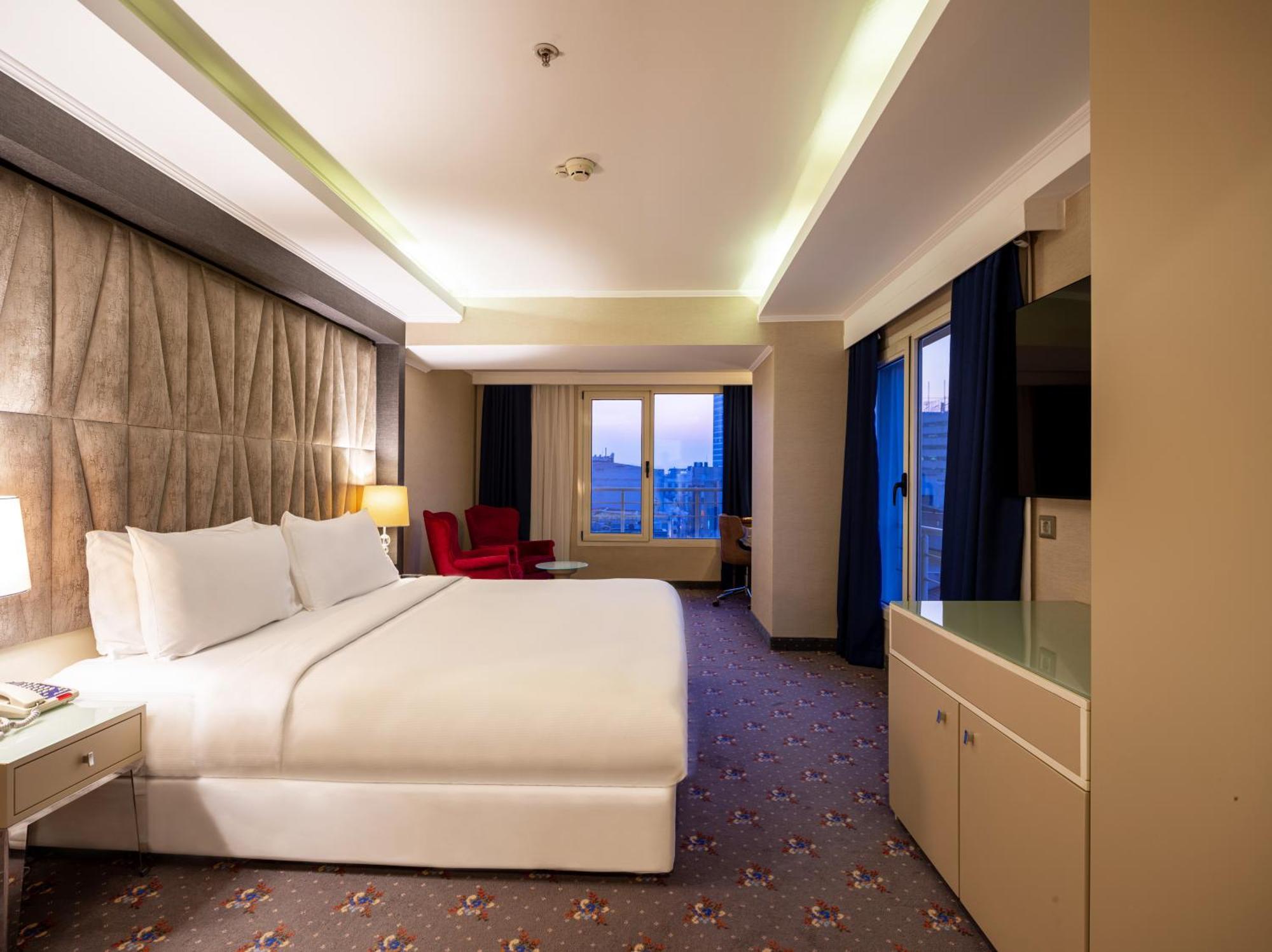 Doubletree By Hilton Izmir - Alsancak Hotell Eksteriør bilde
